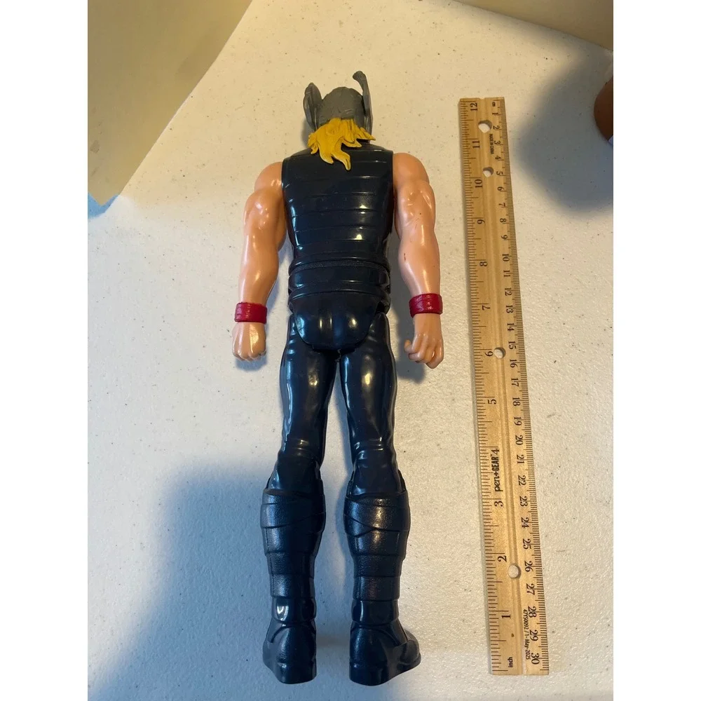 Marvel Avengers Thor Action Figure 12 Inch Titan Hero Series God of Thunder Toy